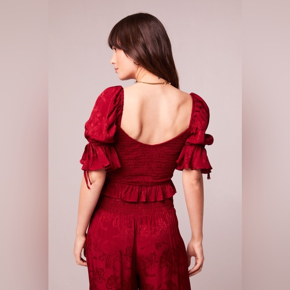 Band Of The Free LEA RHUBARB SMOCKED CROP TOP - Picture 2 of 4